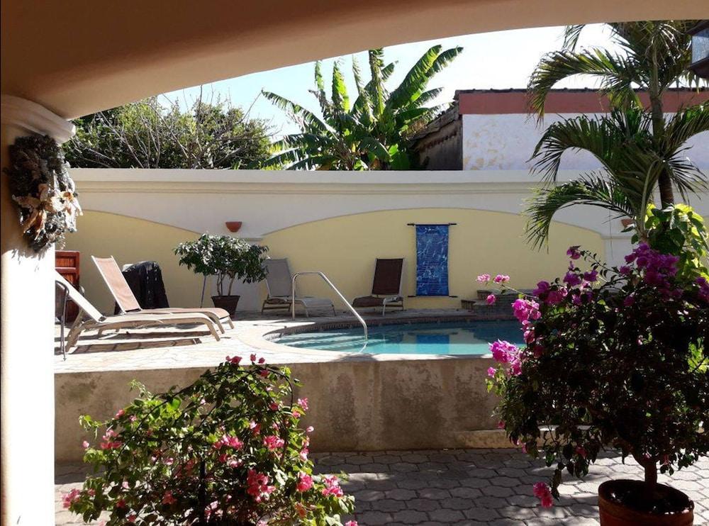 Obispo Condos Granada Εξωτερικό φωτογραφία